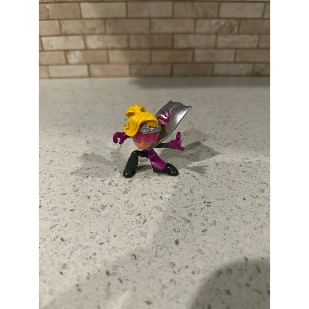 Ninja Kidz Club‎ Figurines